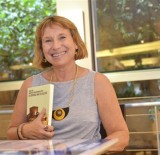 Fania Oz saltzberger